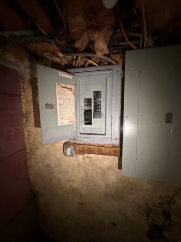 2515 Elba St, Pittsburgh PA 15219-4911 exterior