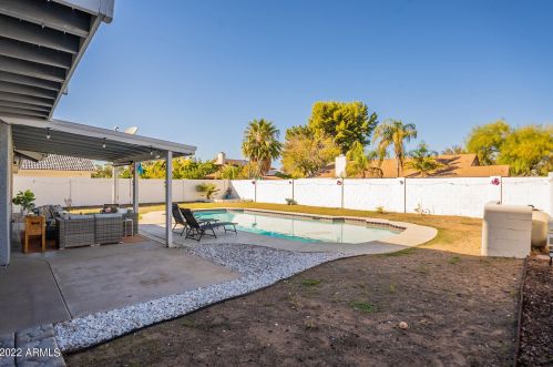 1162 Ivanhoe St, Chandler AZ  85225-3944 exterior