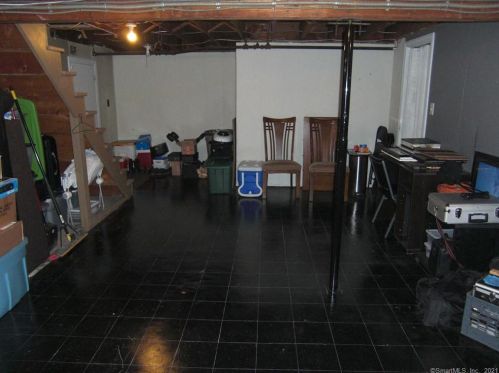 86 Boylston St, Meriden CT 06450-4737 exterior