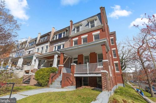 1201 Clifton St, Washington DC 20009-7063 exterior