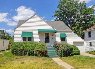 4528 Mayberry St, Omaha NE  68106-2022 exterior