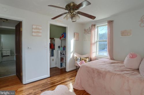 302 2nd St, Hummelstown PA  17036-1709 exterior