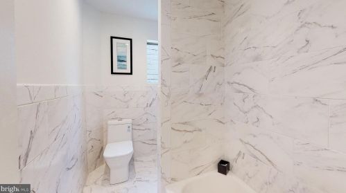 1900 19 St, Philadelphia PA 19145-1440 exterior