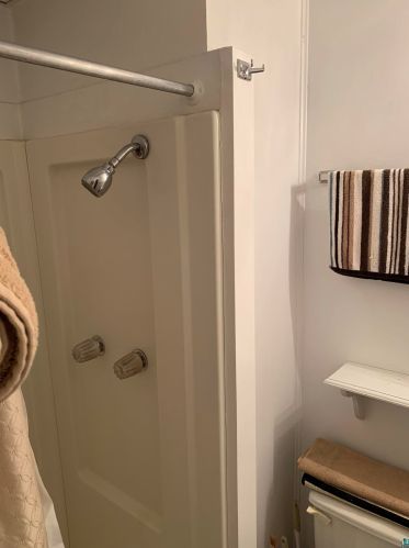 6716 Westgate Blvd, Duluth MN 55807-1985 exterior