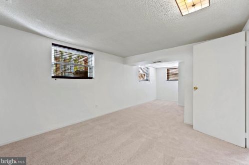 7994 Crownsway, Glen Burnie MD 21061-6264 exterior