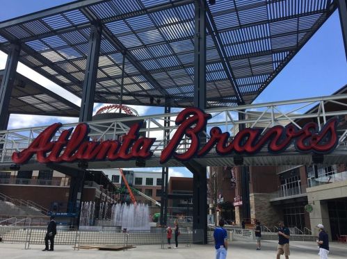 2460 Crescent Park Ct, Atlanta GA 30339-6024 exterior