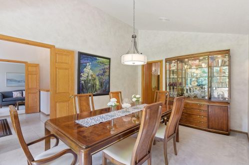 4429 Dorchester Dr, Saint Paul MN 55129-9570 exterior