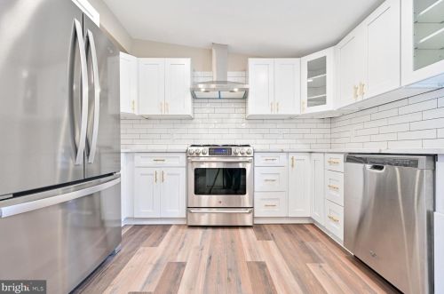 465 Bailey St, Pilesgrove NJ  08098-1014 exterior