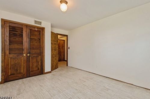 91 Bolton Blvd, Berkeley Heights NJ 07922-1451 exterior