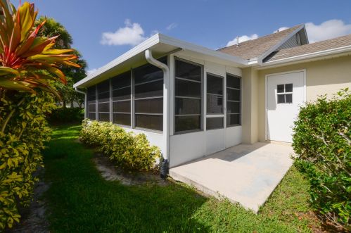 325 Tuscany Ct, Fort Pierce FL 34986-1731 exterior