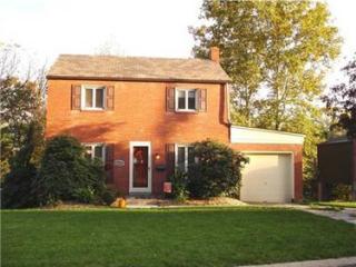 1125 Hillsview Ter, Pittsburgh, PA 15220-3208