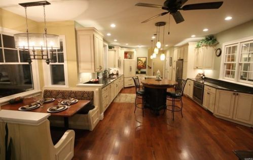 1051 Barberry Ln, Saint Louis MO 63122-5113 exterior