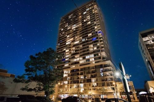 1720 Michigan Ave, Chicago IL 60616-1465 exterior