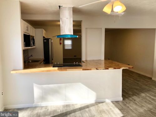 1152 Lower Fry Rd, Trenton NJ 08618-1831 exterior