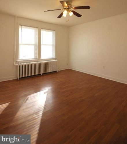 1740 S St, Washington, DC 20020-4744