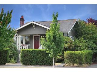 6544 Fauntleroy Way, Seattle WA  98136-1707 exterior