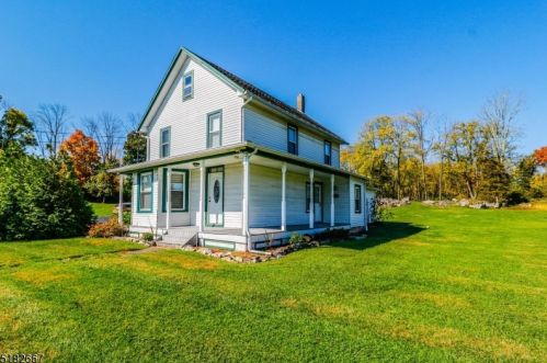 91 Decker Pond Rd, Andover, NJ 07821-2012