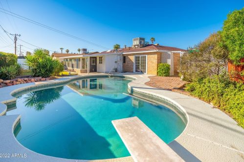 12431 30th Ave, Phoenix AZ  85029-2315 exterior