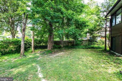 1503 Cool Spg Dr, Alexandria VA 22308-1619 exterior