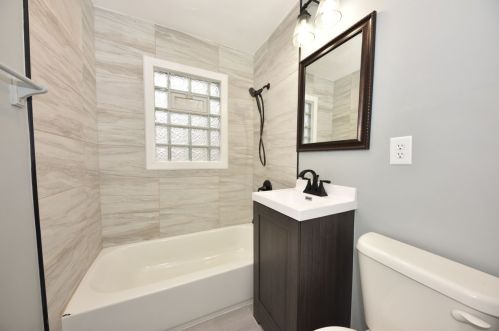 5000 48th St, Milwaukee WI  53218-4442 exterior