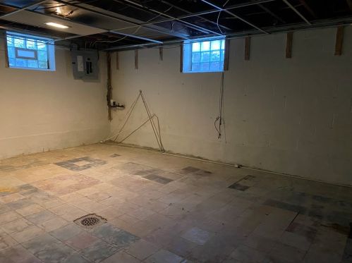 110 Kilmer St, Pittsburgh PA 15221-1042 exterior