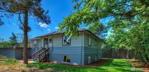 5116 142 St, Seattle WA  98133-6828 exterior