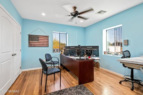 3737 Stone Ave, Tucson AZ 85705-3208 exterior