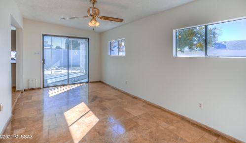 5125 Condor Dr, Tucson AZ 85742-9405 exterior