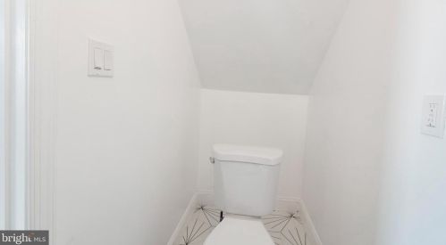 4614 Hayes St, Washington DC  20019-3611 exterior