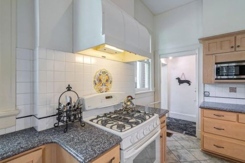 1308 Fairview Rd, Atlanta GA 30306-4612 exterior