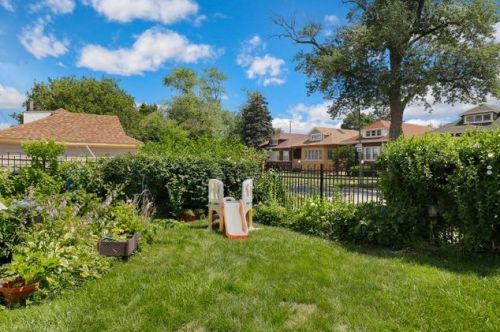 1700 91 Pl, Chicago IL 60619-7614 exterior