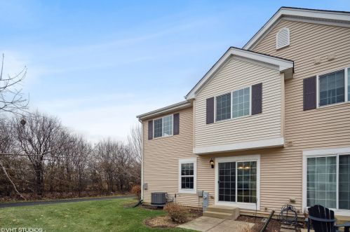 235 Macintosh Ave, Bull Valley IL 60098-7623 exterior