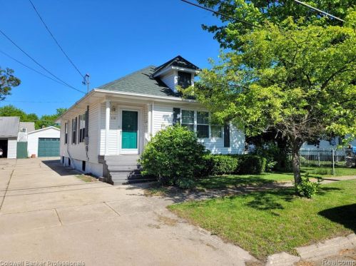 110 1st St, Holly MI  48442-1501 exterior