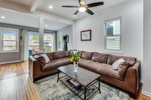 3450 Hamlin Ave, Chicago IL 60655-3915 exterior