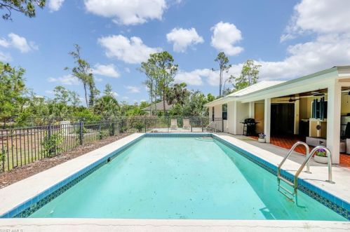 3221 68 St, Naples FL 34105-7225 exterior