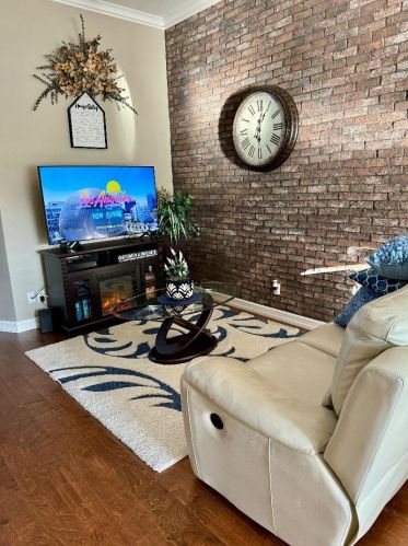 7835 Prestwick Cir, San Jose CA  95135-2143 exterior