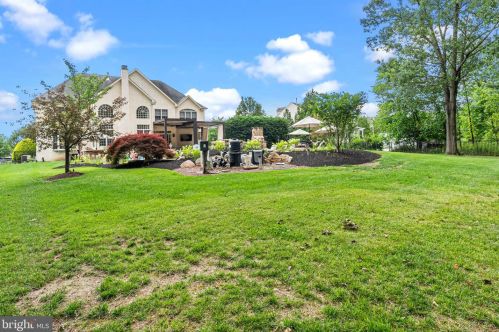 2214 Denbeigh Dr, Jamison PA 18929-1446 exterior