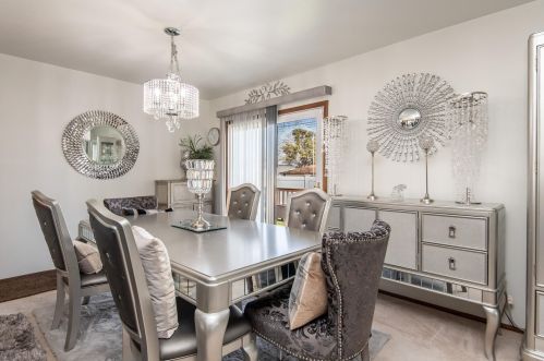 6936 89th St, Milwaukee WI  53224-4702 exterior