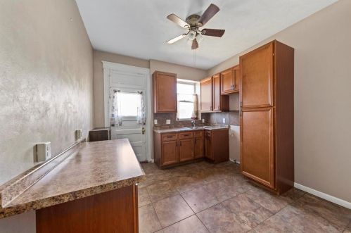 5812 De Giverville Ave, Saint Louis MO 63112-1617 exterior