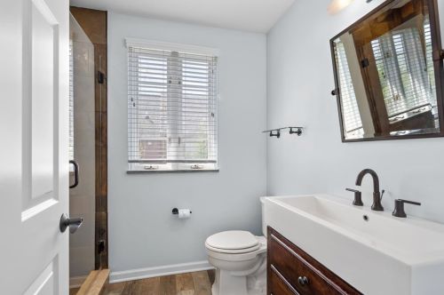 600 Parkview Dr, Pittsburgh PA  15243-2008 exterior