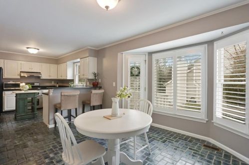 1240 Defoor Ct, Atlanta GA 30318-2967 exterior