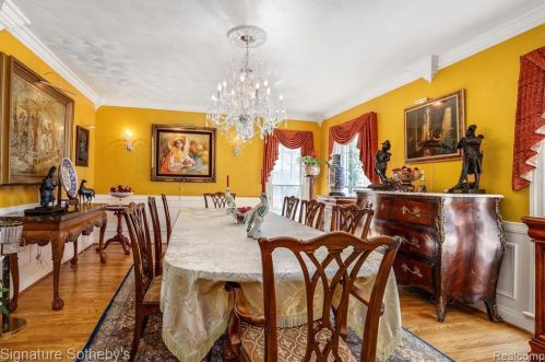 2703 Pointe Tremble Rd, Algonac MI 48001-4255 exterior