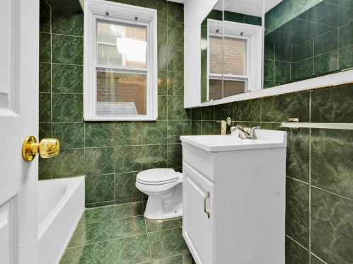 5821 Goener Ave, Saint Louis MO 63116-2234 exterior