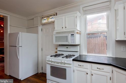 249 New Holland Ave, Lancaster PA 17602-2301 exterior