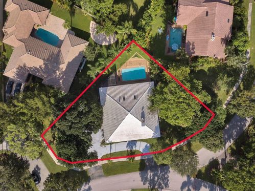 6679 Grande Dr, Boca Raton FL  33433-2732 exterior