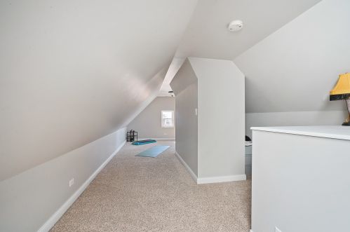 9323 Claremont Ave, Chicago IL 60643-6719 exterior