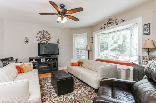 6017 Monitor Ave, Chicago, IL 60638-4421