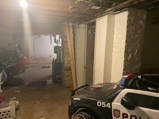 1252 45, Milwaukee WI 53210-2403 exterior