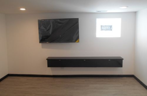 7659 Indiana Ave, Chicago IL 60619-2330 exterior