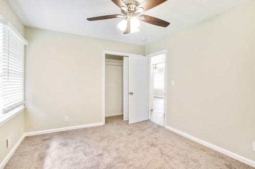 2246 Collins Dr, Atlanta GA  30344-1008 exterior